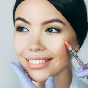 Faltenbehandlung mit Hyaluron